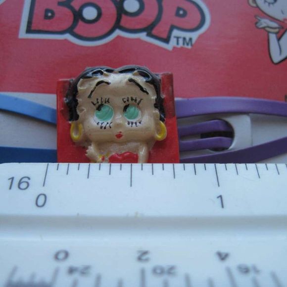 24 Colorful Betty Boop Snap Hair Clips Plastic Decorative Figures Sparkly Star - Picture 5 of 12